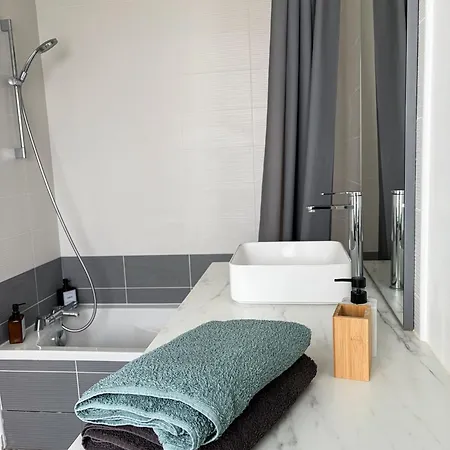 Cosy Soie * Vaulx-en-Velin